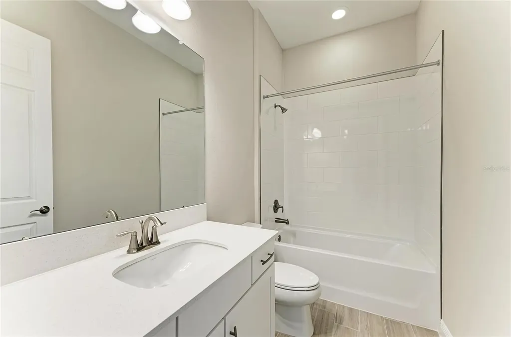 9592 Surrey Rose Drive San Antonio FL 33576