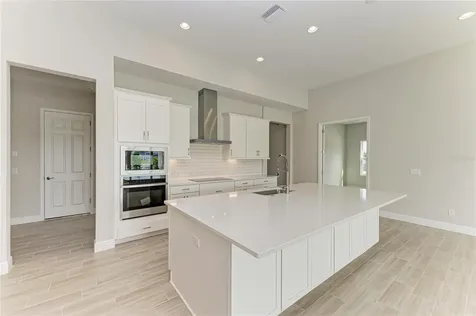 9592 Surrey Rose Drive San Antonio FL 33576