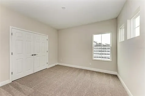 9592 Surrey Rose Drive San Antonio FL 33576