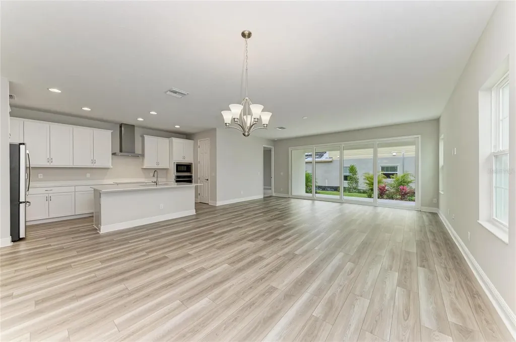 10198 Surrey Rose Drive San Antonio FL 33576