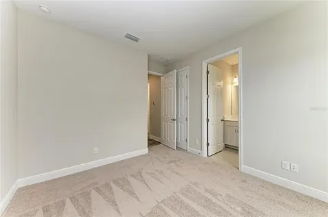 10198 Surrey Rose Drive San Antonio FL 33576