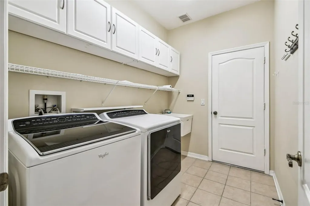 9311 Mangrove Court Tampa FL 33647