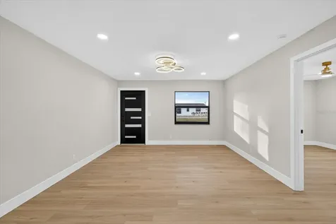 6107 Cole Drive Tampa FL 33634