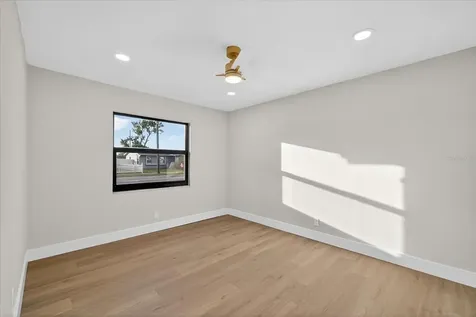6107 Cole Drive Tampa FL 33634