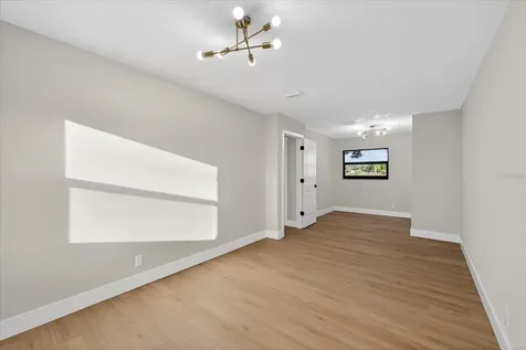 6107 Cole Drive Tampa FL 33634