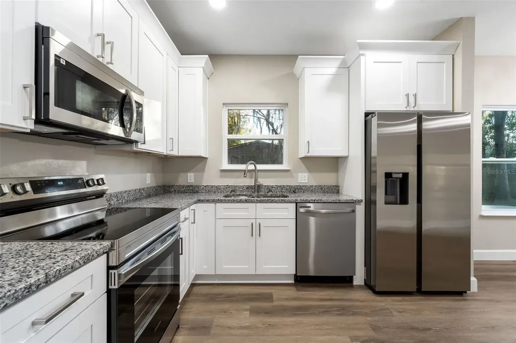 2016 NE 3rd Avenue Gainesville FL 32641
