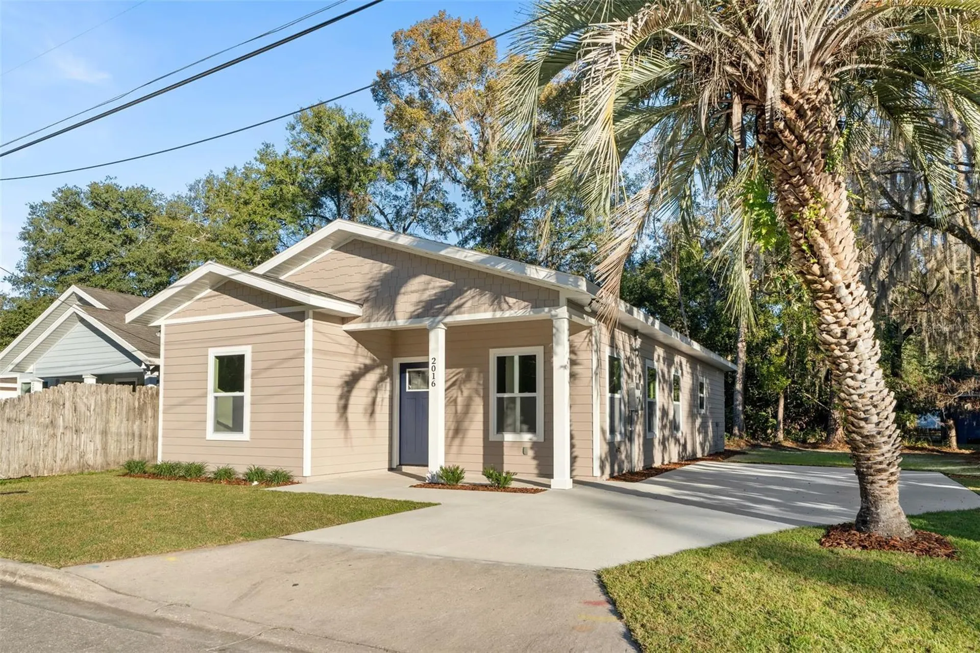 2016 NE 3rd Avenue Gainesville FL 32641