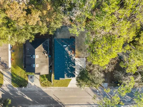 2016 NE 3rd Avenue Gainesville FL 32641