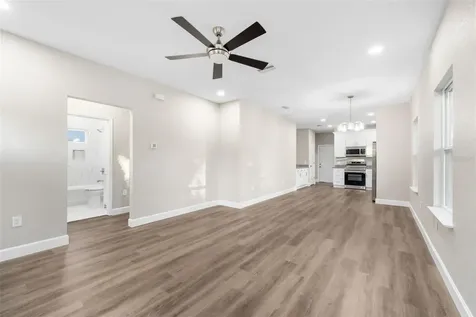 2016 NE 3rd Avenue Gainesville FL 32641
