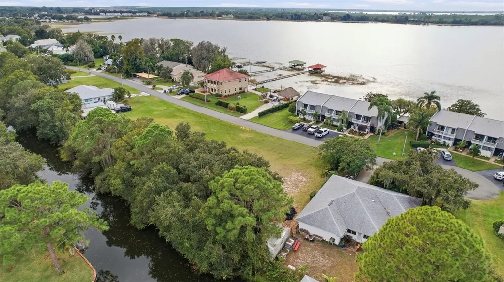 183 Blue Moon Avenue Lake Placid FL 33852