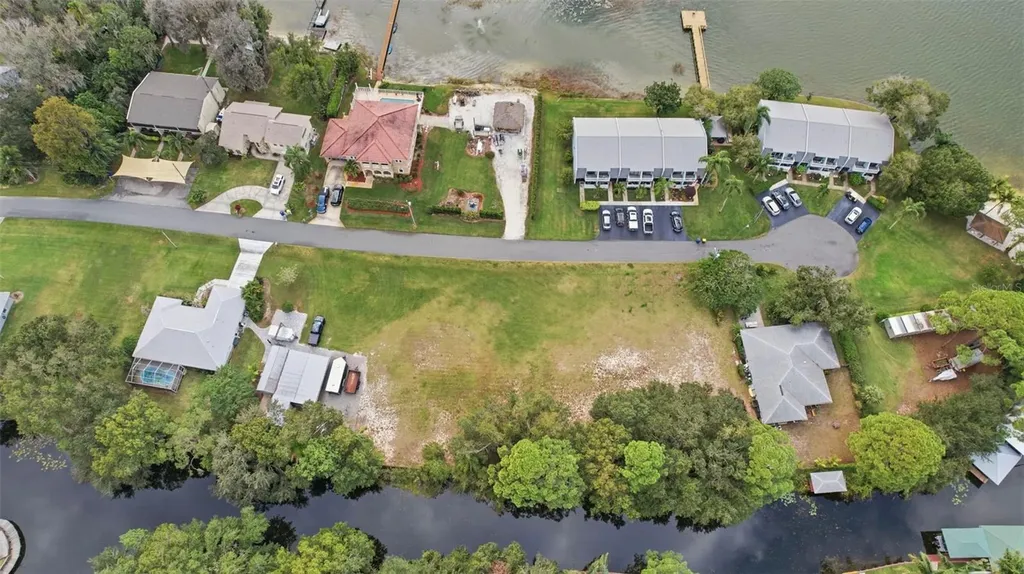 183 Blue Moon Avenue Lake Placid FL 33852