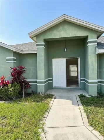 702 Tartan Loop Lake Wales FL 33853