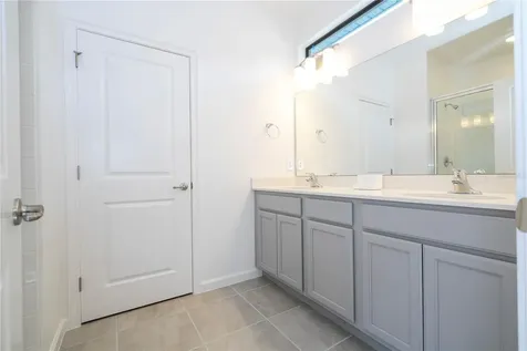 5887 High Seas Drive Orlando FL 32821