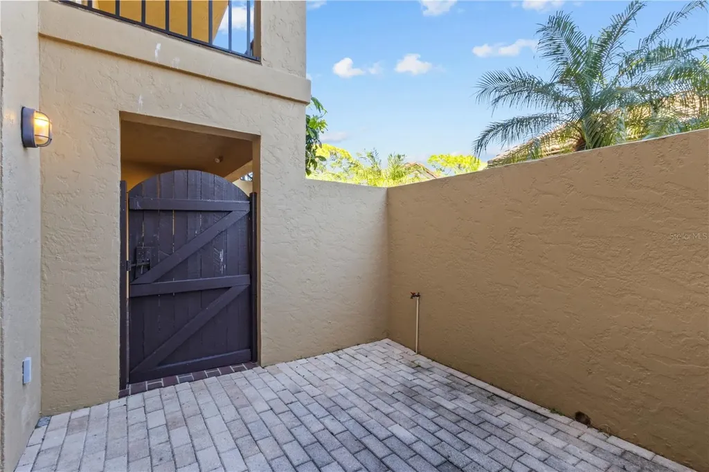 5618 Ashton Lake Drive Sarasota FL 34231