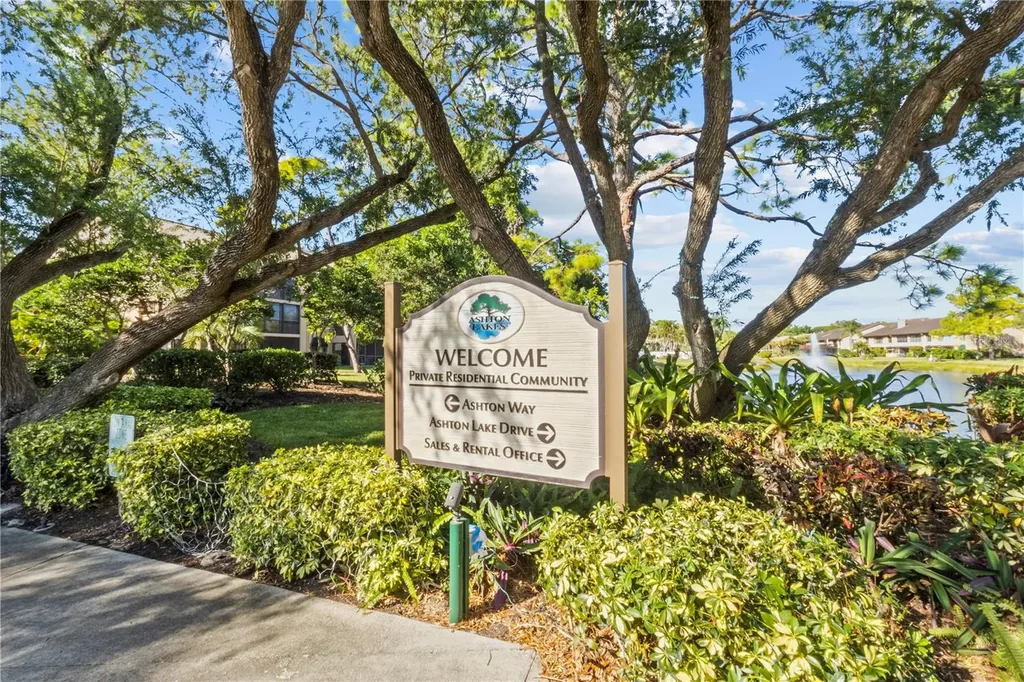 5618 Ashton Lake Drive Sarasota FL 34231