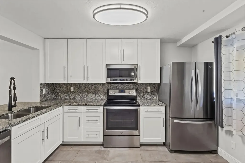 5618 Ashton Lake Drive Sarasota FL 34231