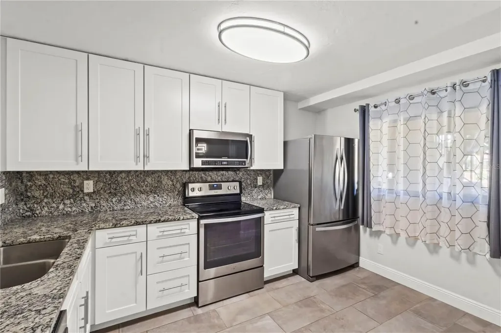 5618 Ashton Lake Drive Sarasota FL 34231