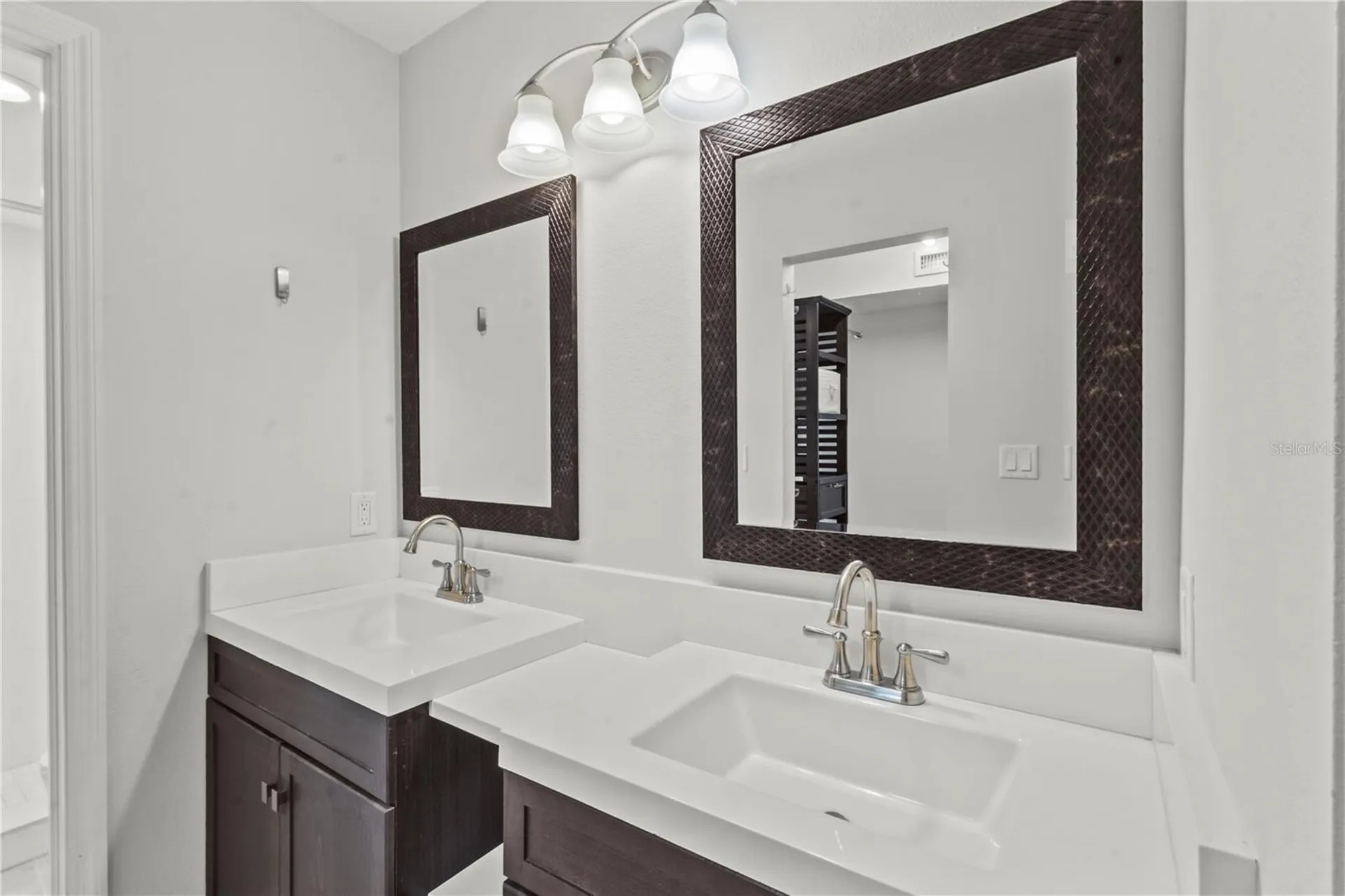 5618 Ashton Lake Drive Sarasota FL 34231