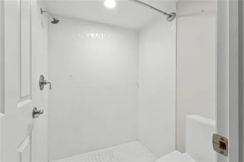 5618 Ashton Lake Drive Sarasota FL 34231