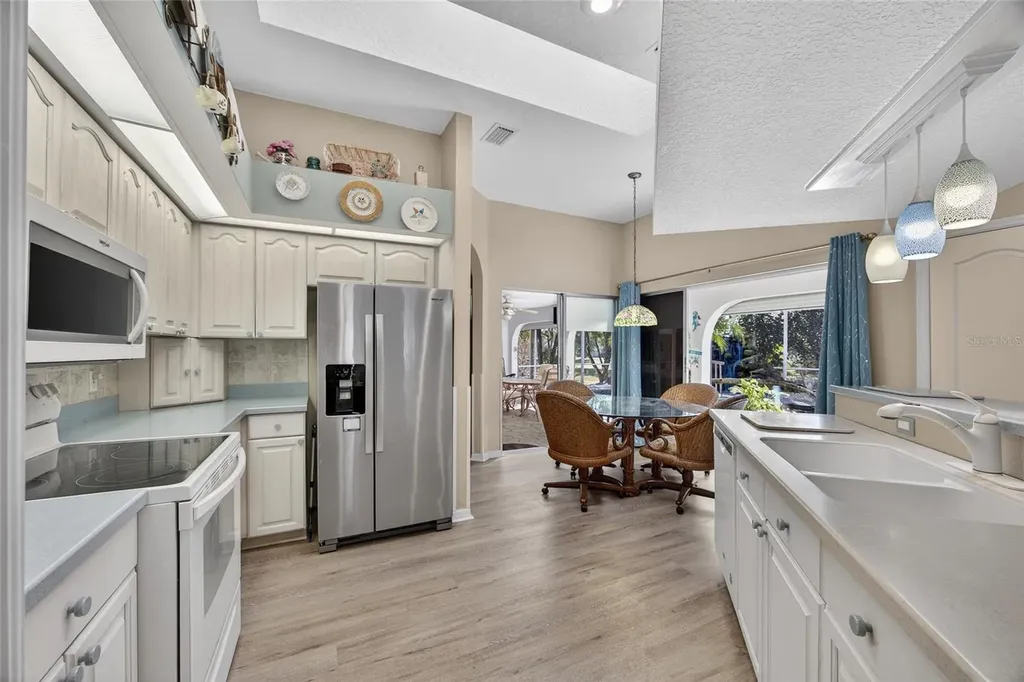 1421 Rio De Janeiro Avenue Punta Gorda FL 33983