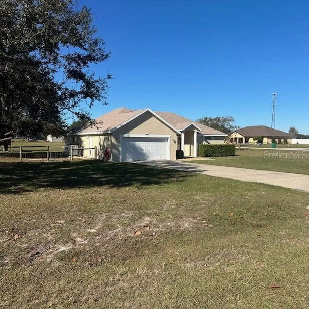 9300 County Road 128c Wildwood FL 34785