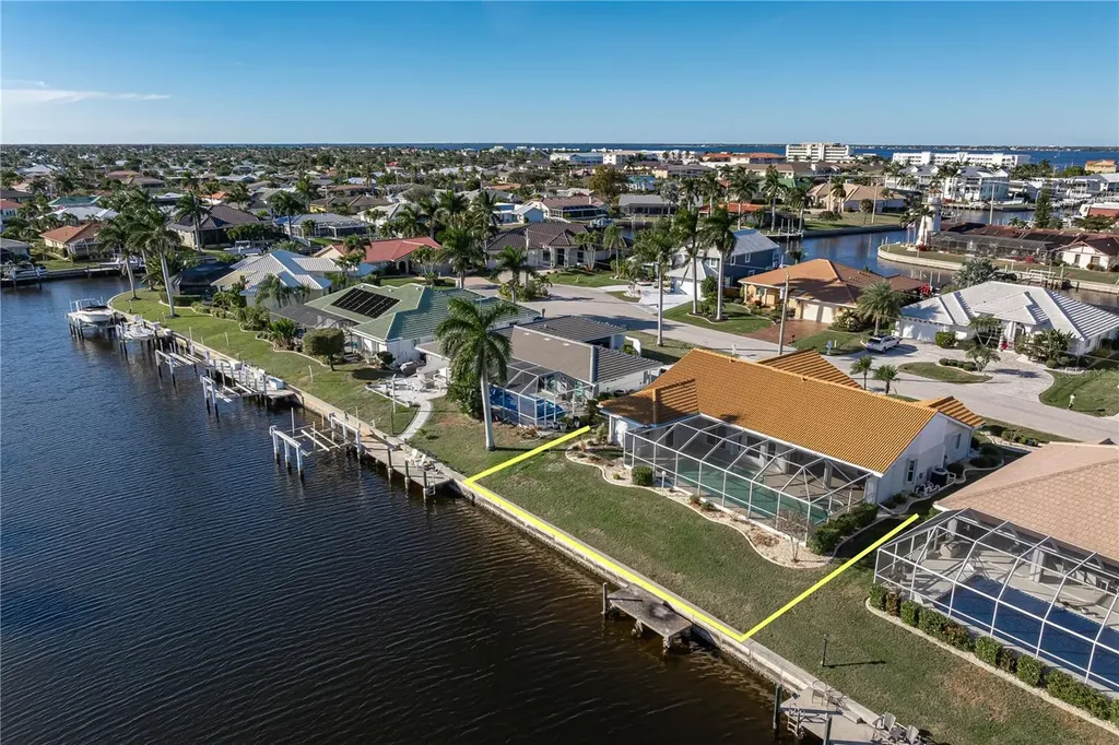 1119 Via Formia Punta Gorda FL 33950