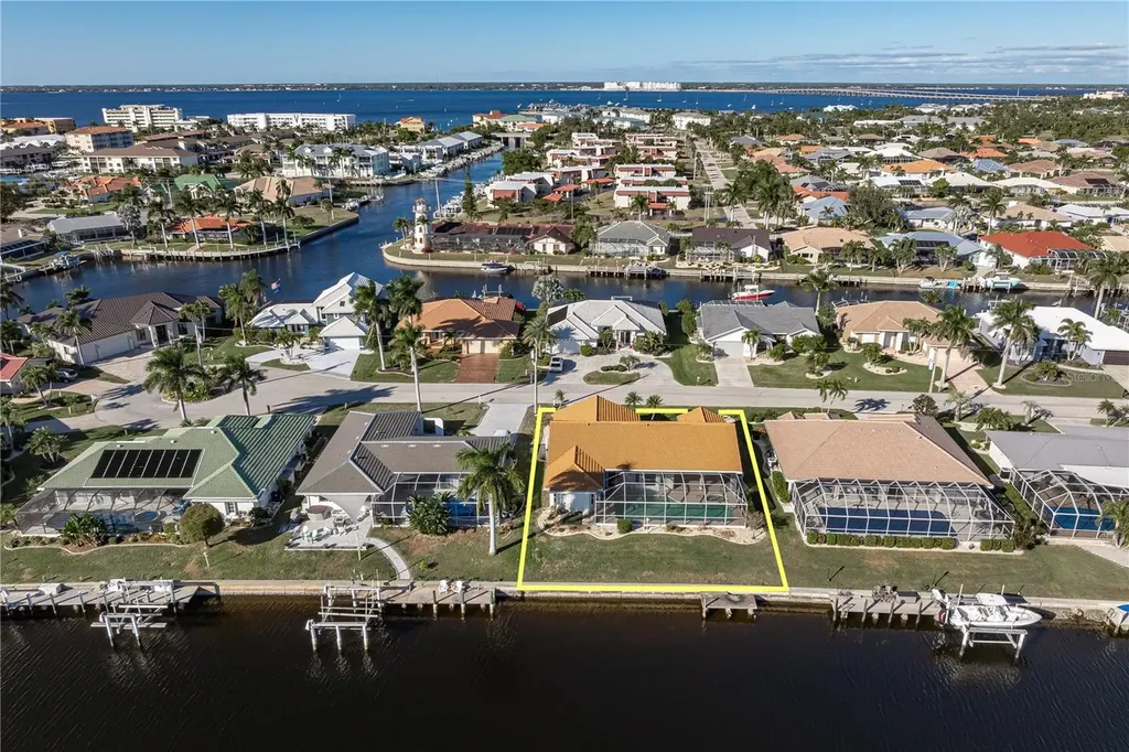 1119 Via Formia Punta Gorda FL 33950