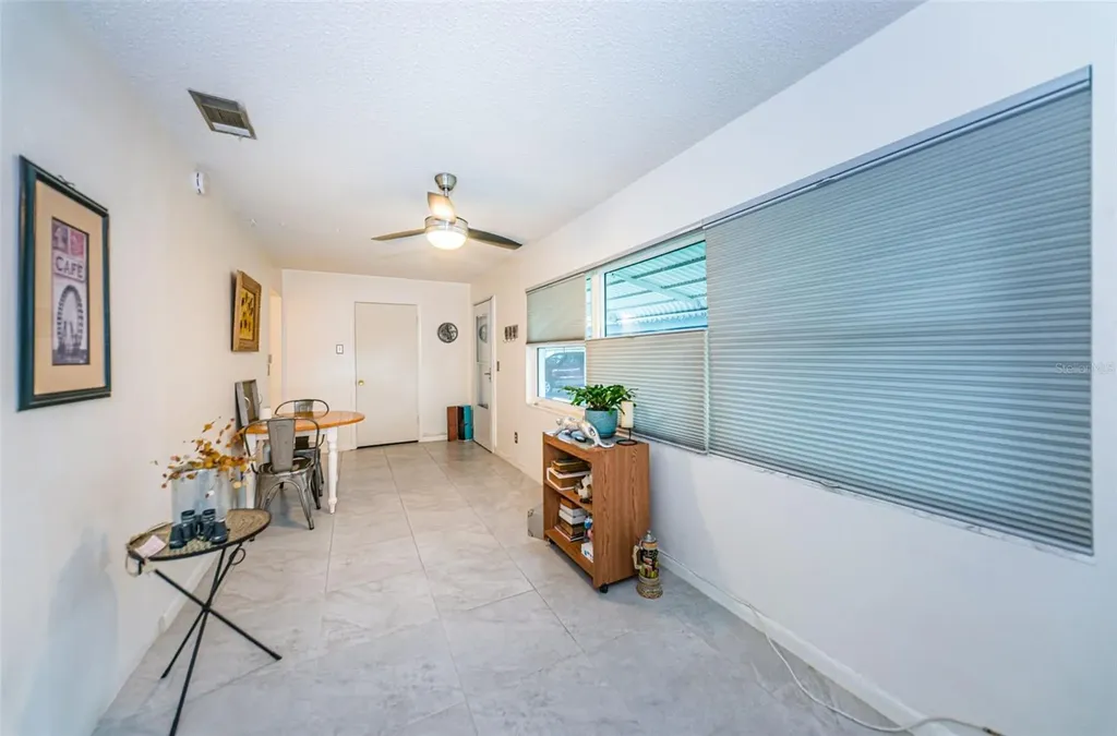 5267 81st Street N St Petersburg FL 33709
