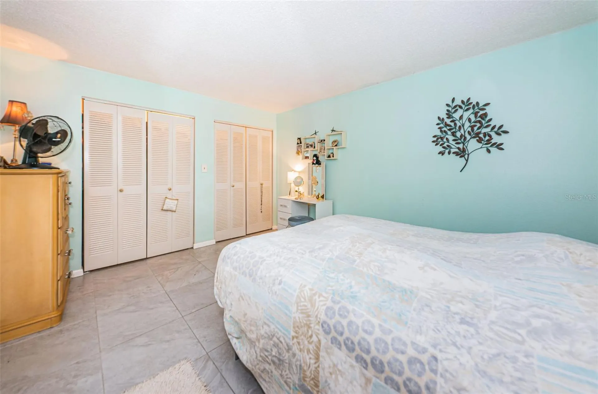 5267 81st Street N St Petersburg FL 33709