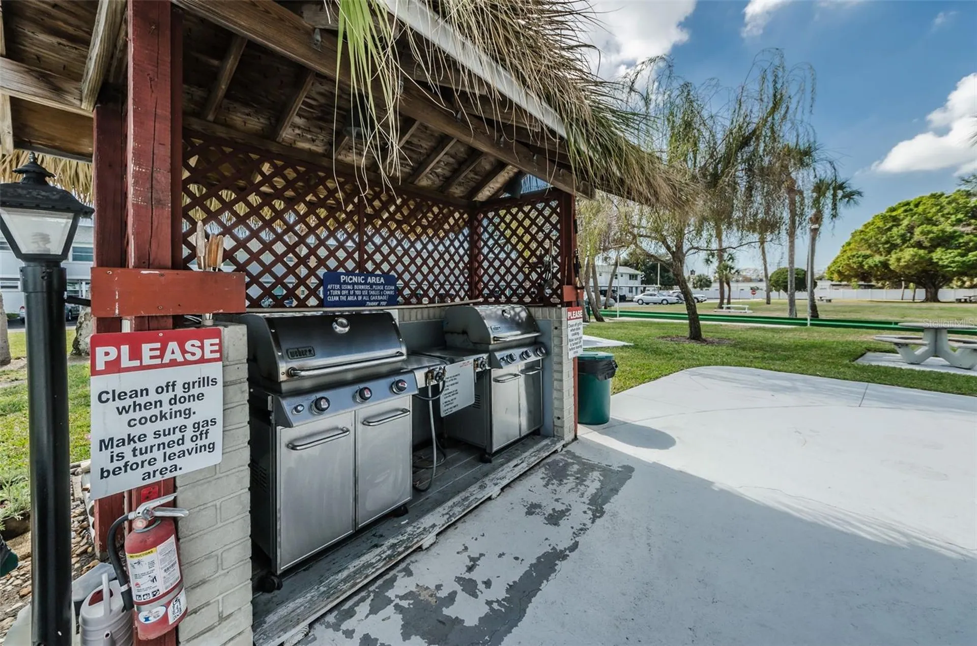 5267 81st Street N St Petersburg FL 33709