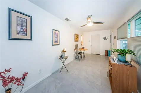 5267 81st Street N St Petersburg FL 33709