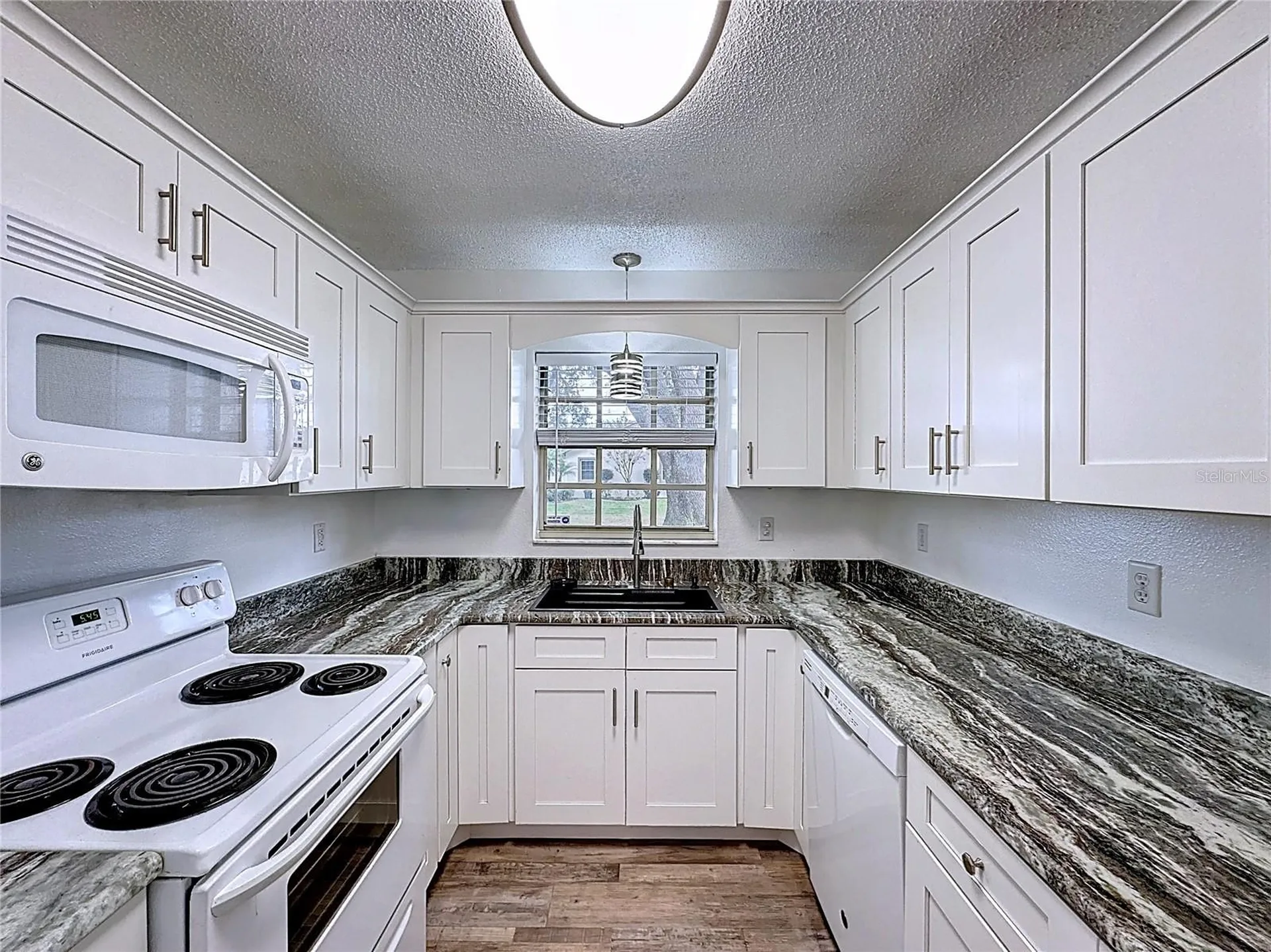 754 W Carey Lane Avon Park FL 33825