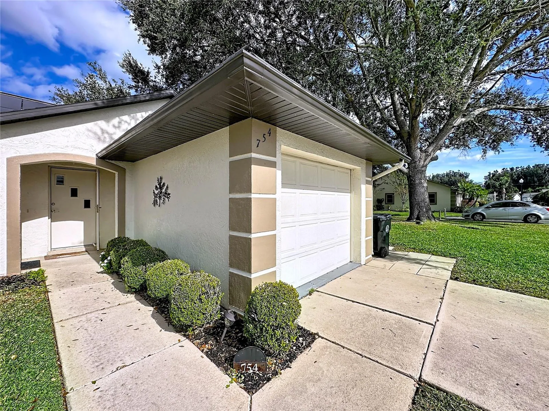 754 W Carey Lane Avon Park FL 33825