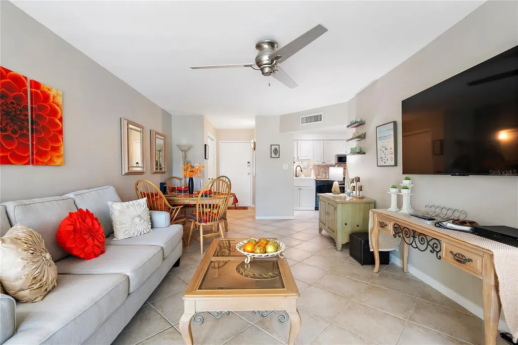 10365 Paradise Boulevard Treasure Island FL 33706