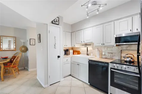 10365 Paradise Boulevard Treasure Island FL 33706