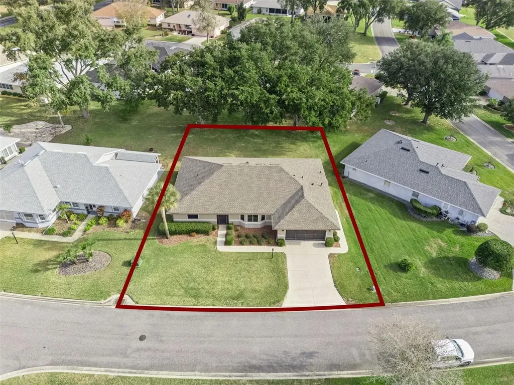 21506 Queen Anne Court Leesburg FL 34748
