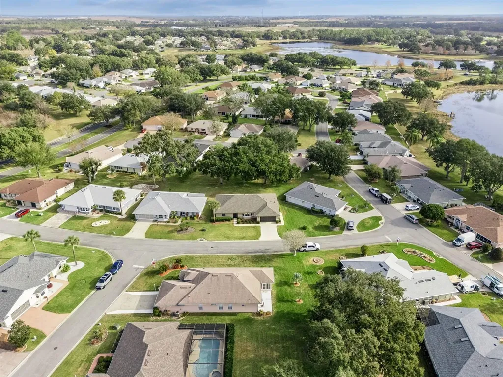 21506 Queen Anne Court Leesburg FL 34748