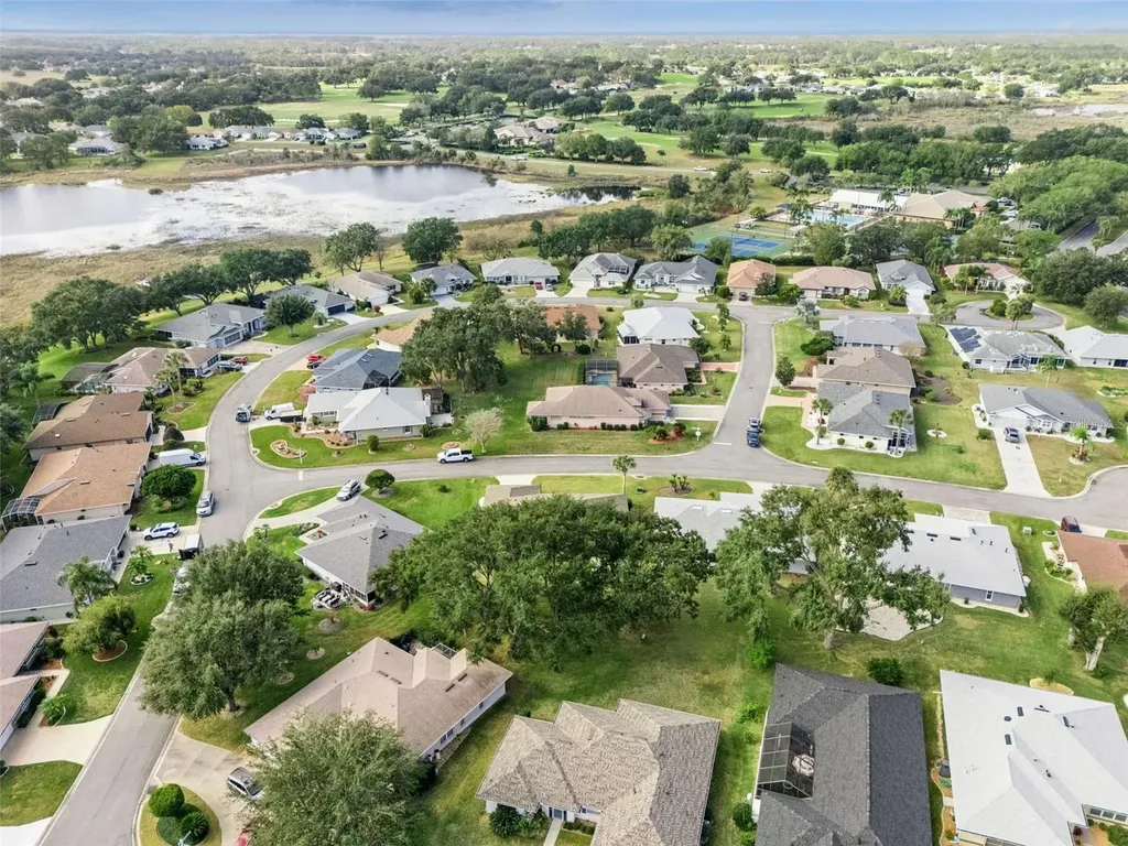 21506 Queen Anne Court Leesburg FL 34748