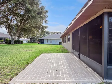 21506 Queen Anne Court Leesburg FL 34748