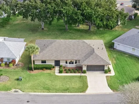 21506 Queen Anne Court Leesburg FL 34748