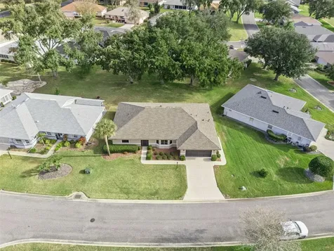 21506 Queen Anne Court Leesburg FL 34748