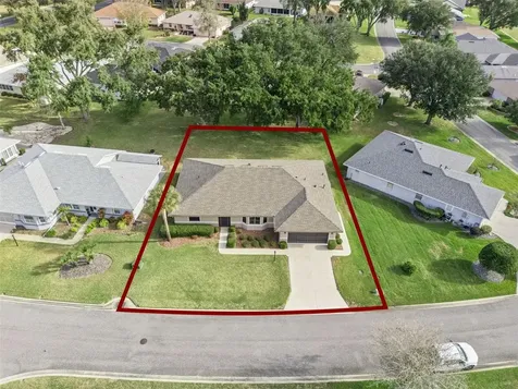 21506 Queen Anne Court Leesburg FL 34748