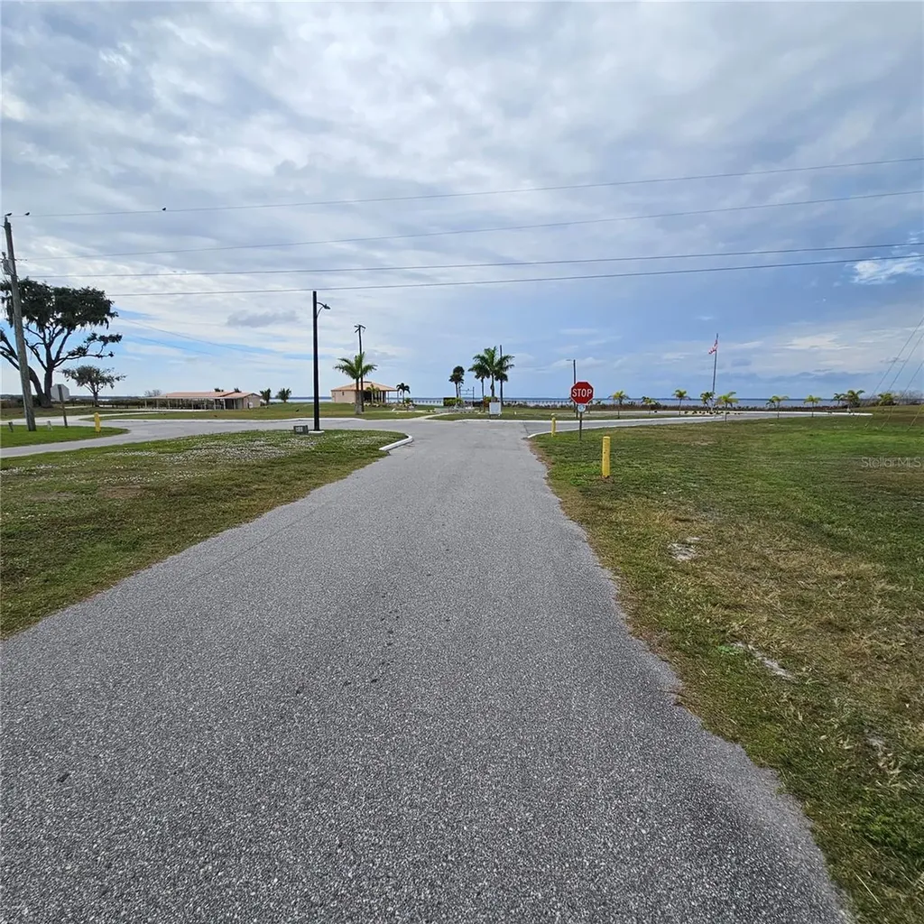 108 El Dorado Drive Indian Lake Estates FL 33855