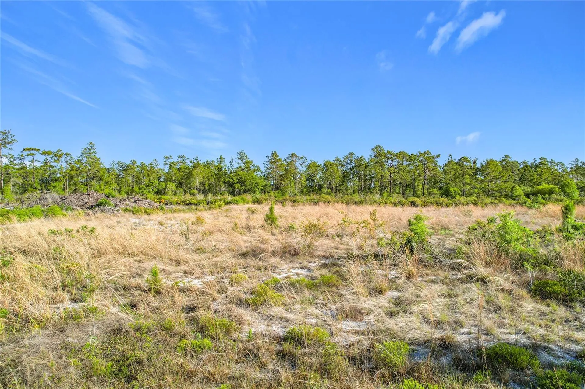 108 El Dorado Drive Indian Lake Estates FL 33855
