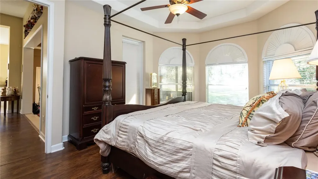25921 San Rafael Court Howey In The Hills FL 34737