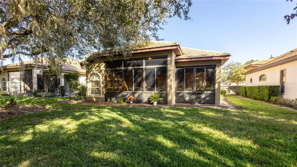 25921 San Rafael Court Howey In The Hills FL 34737