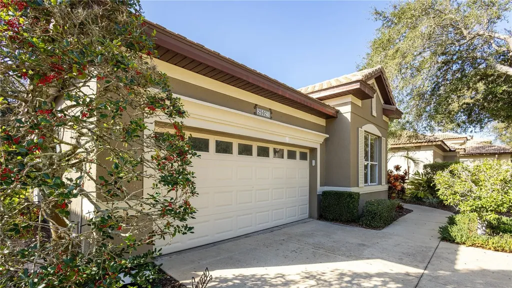 25921 San Rafael Court Howey In The Hills FL 34737