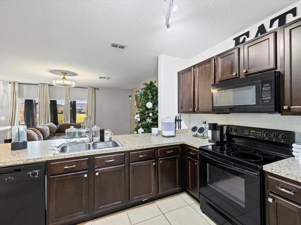 347 Arbor Lakes Drive Davenport FL 33896