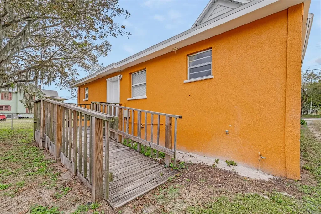 440 L B Brown Avenue Bartow FL 33830