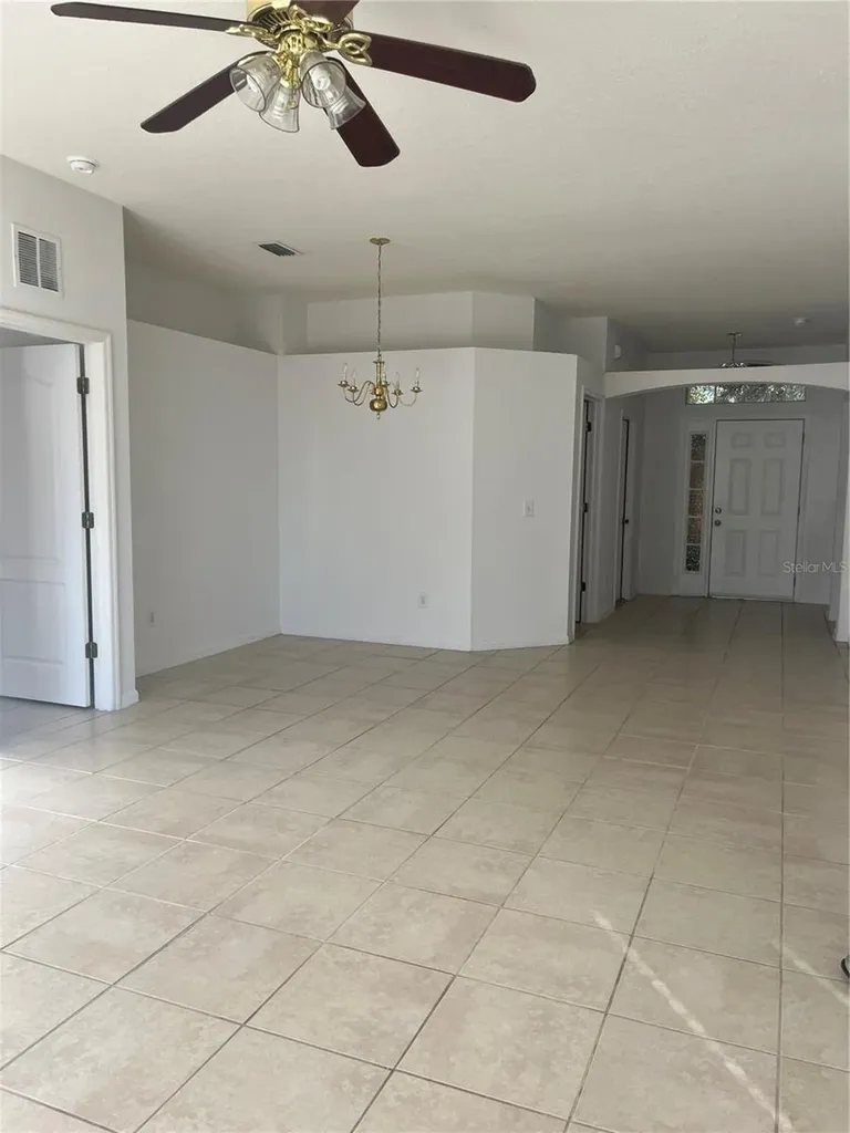 13455 Silvercreek Drive Riverview FL 33579